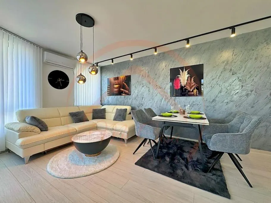Ferienwohnung Stylish 1Br With Luxe Amenities Warna